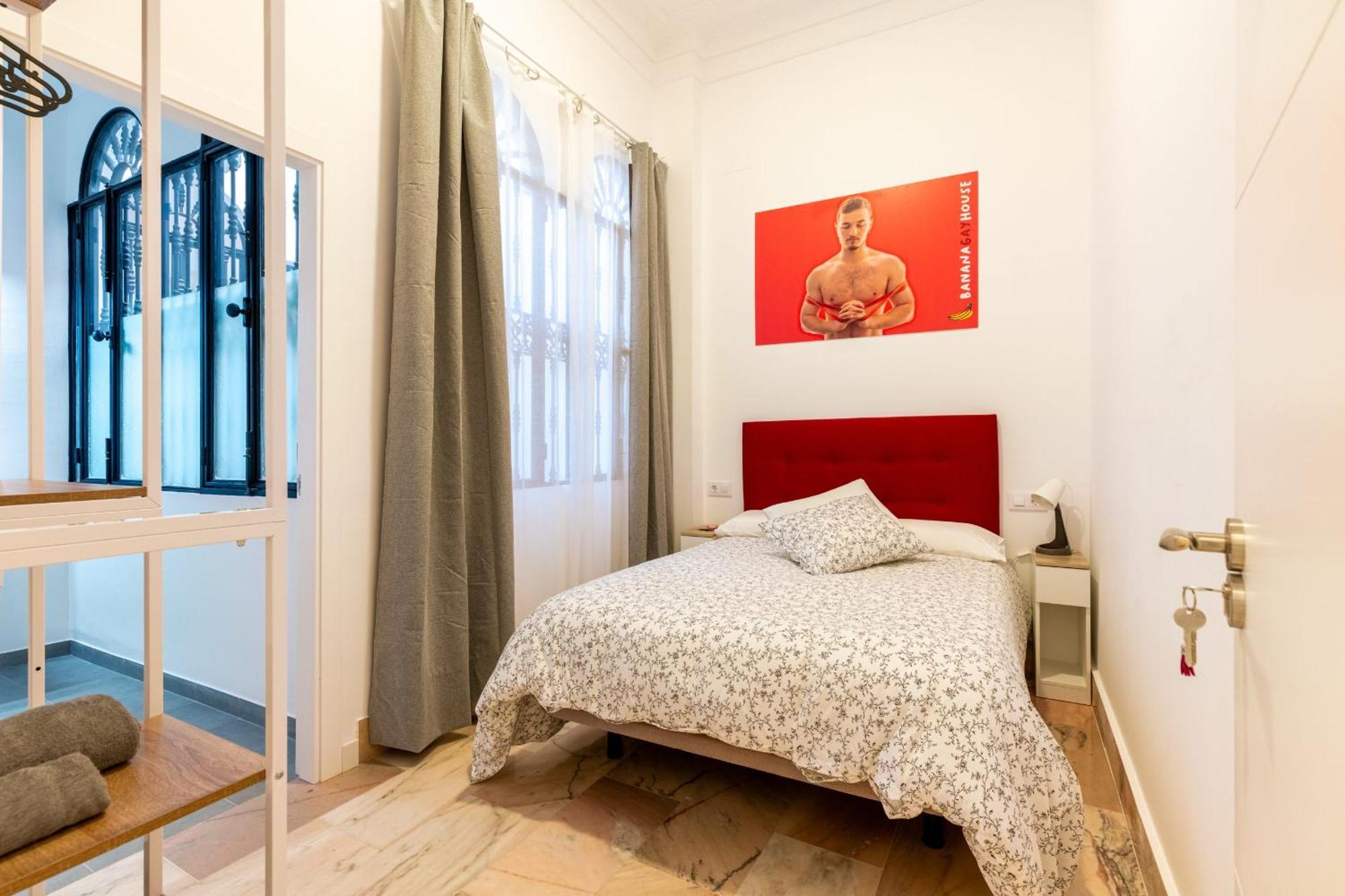 Hotel Banana Gay House - Only Men Sewilla Zewnętrze zdjęcie
